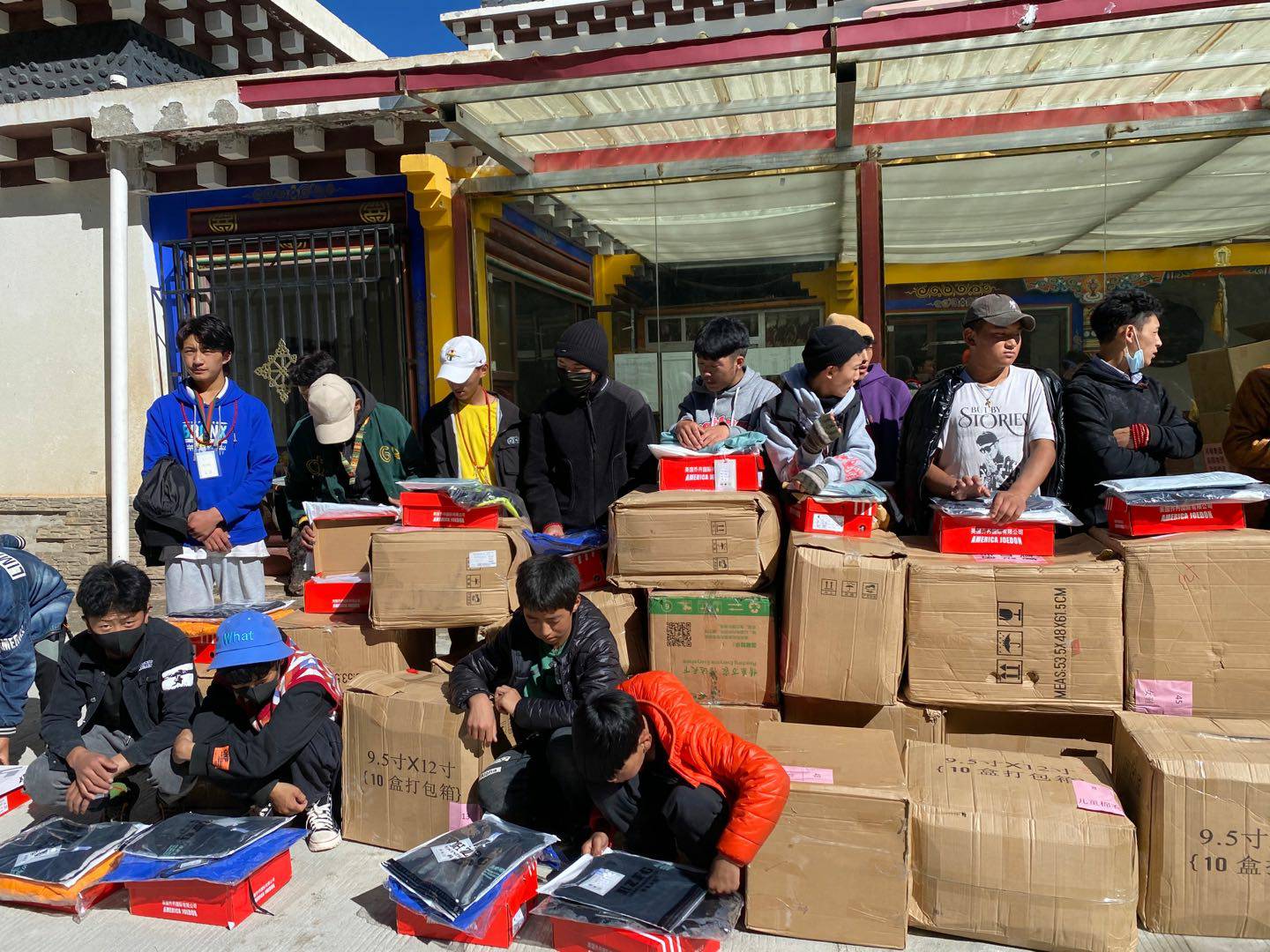 亿德体育-亿德体育(中国)公益回顾丨家国同欢月同圆 温暖满载甘孜州(图7)